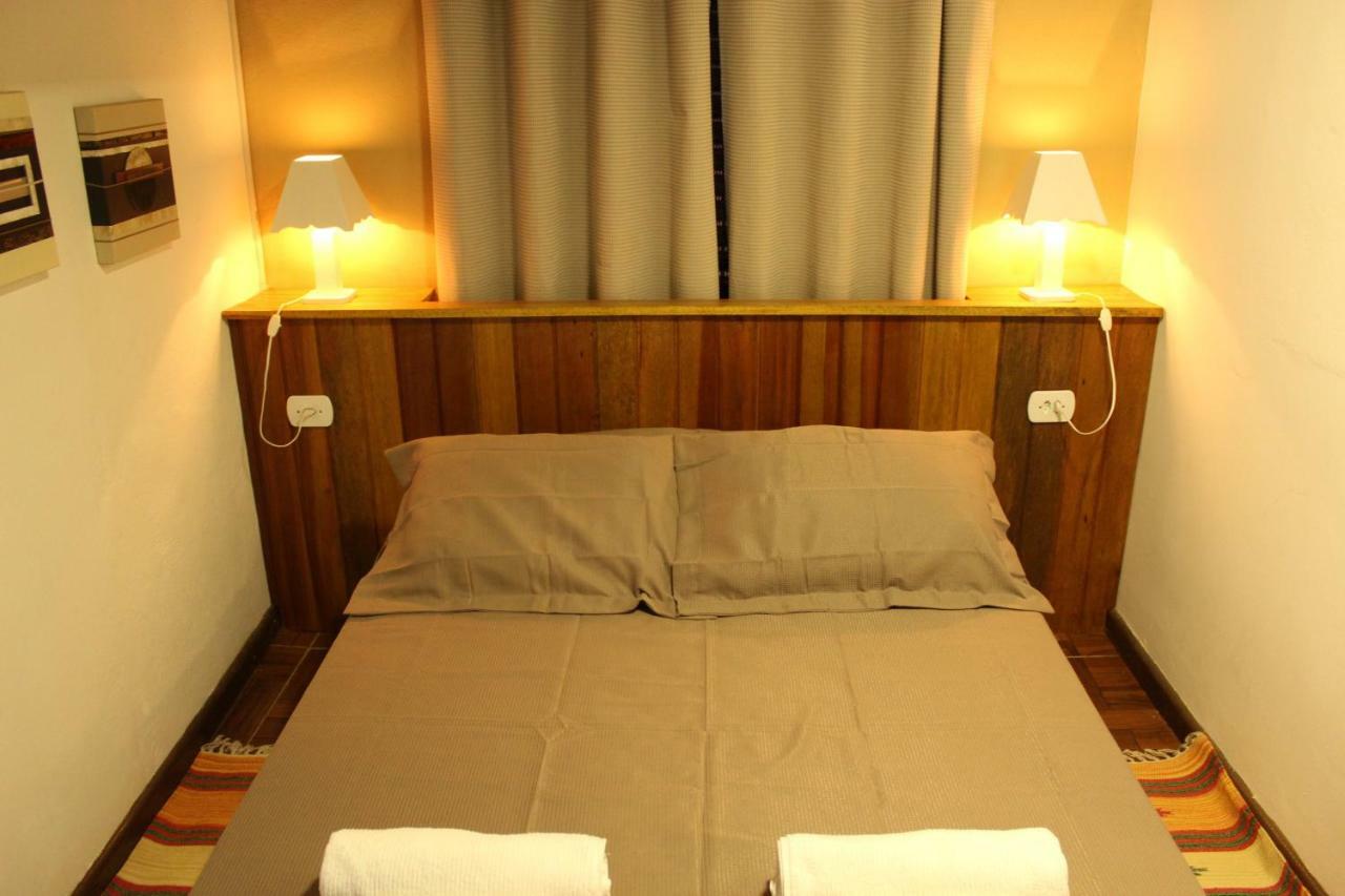 Pousada Tras Os Montes Sao Bento do Sapucai Ngoại thất bức ảnh